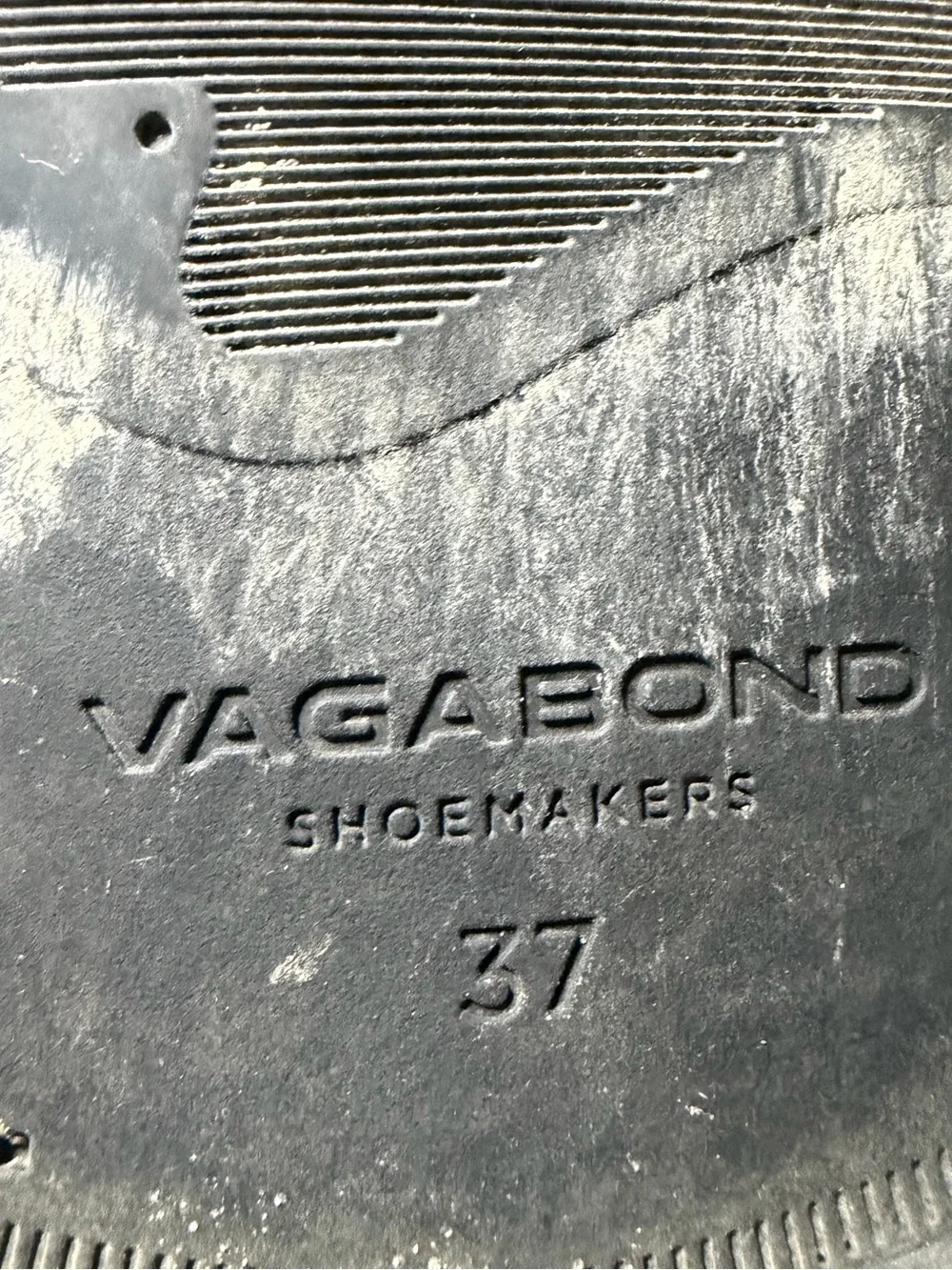 Vagabond Shoemakers Black Leather Chelsea Ankle Boots EU 37 Minimalist - Picture 8 of 8